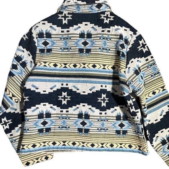 Southwestern style Aztec patterned button up jacket with a western vibe - Picture 2 of 6